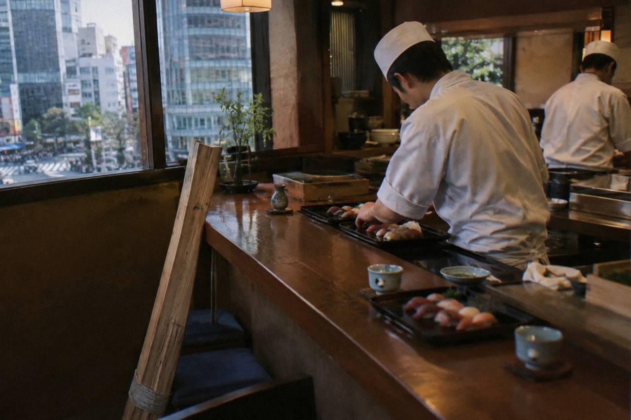 Sushi Making & Sake Tasting at a Michelin-Listed Hidden Gem
