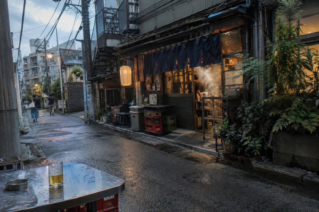 Tokyo Hidden Backstreets: Private Sangenjaya Food & Drink Tour